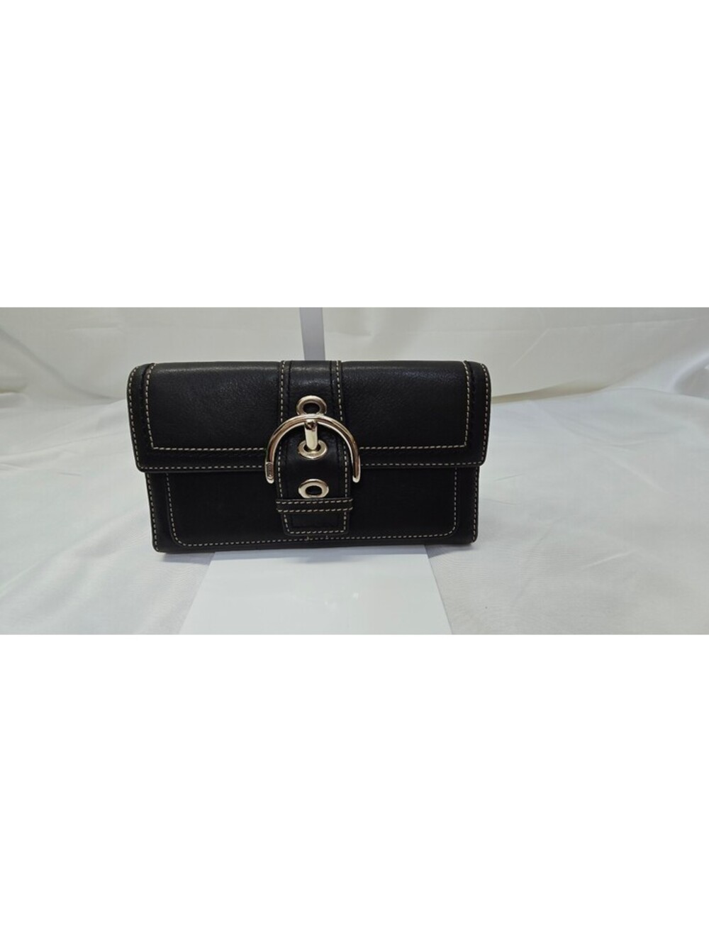 Coach Soho Black Leather Buckle Wallet Organizer Y2K